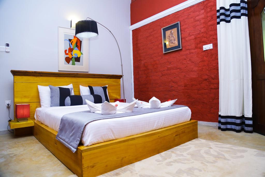 Hotel Heladiv Anuradhapura Exteriör bild